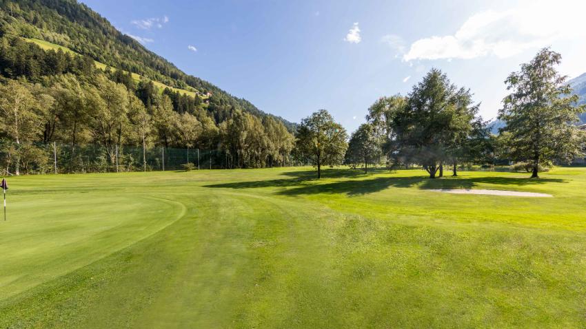 CORSO DI PROVA DI GOLF PER FAMIGLIE