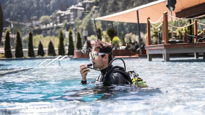 PADI JUNIOR SCUBA DIVER