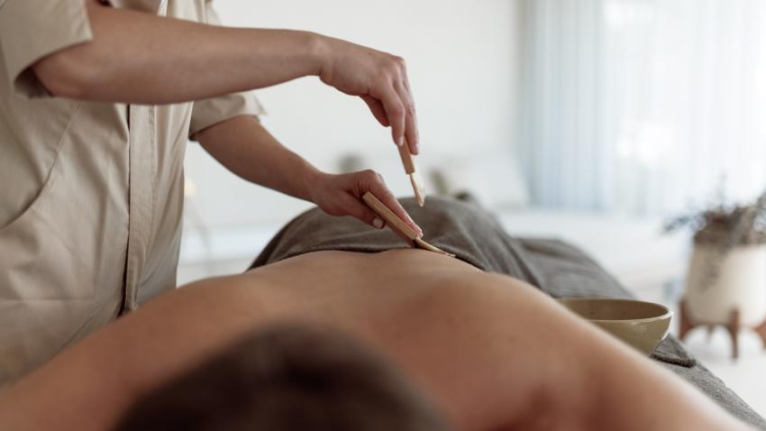 WEINMASSAGE
