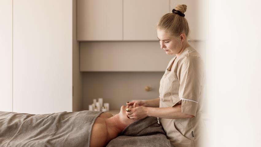 FACIAL Q – ESSENTIAL