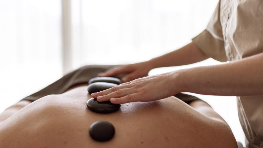HOT-STONE-MASSAGE