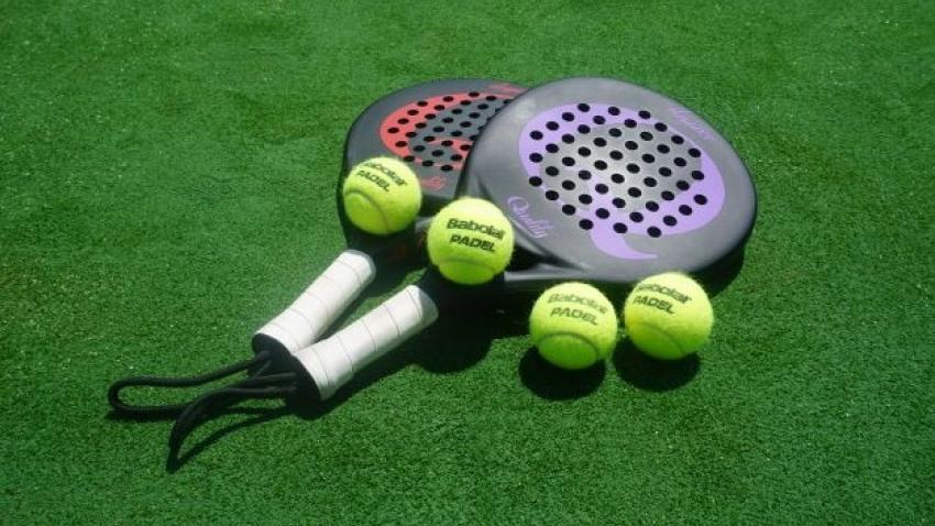 PADEL TENNIS-EINZELUNTERRICHT