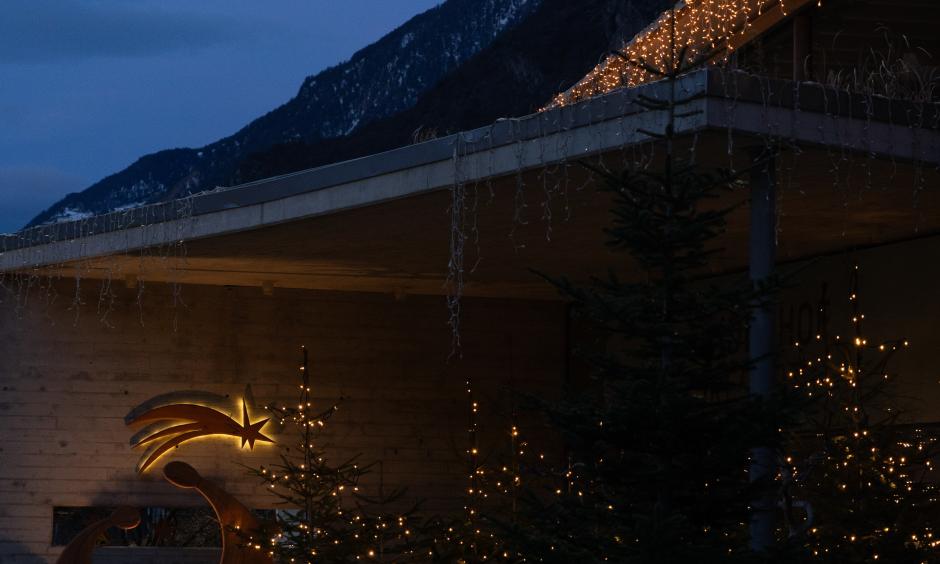 Advent Magic | torchlight hike & mulled wine stand