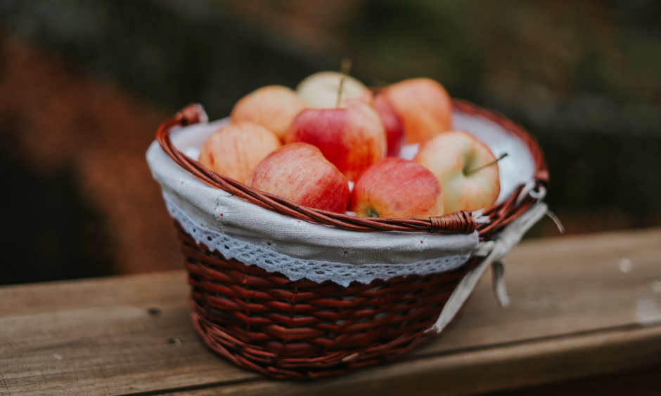 HAPPY AUTUMN HOLIDAY 5=4