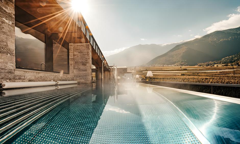 November Midweek Special -25%