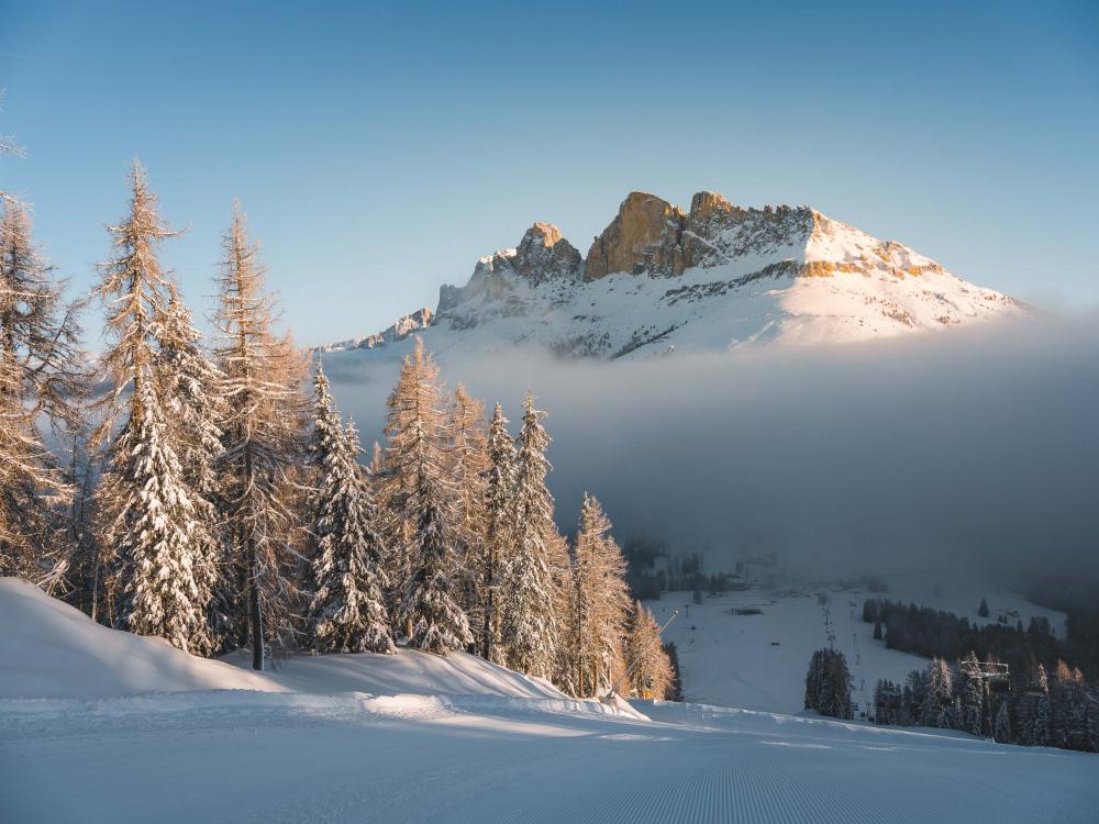 Winter hiking in the Dolomites