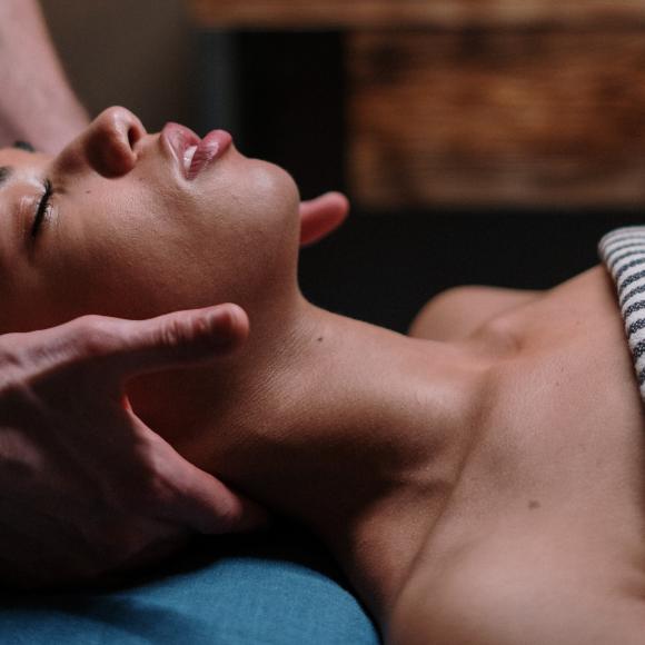 Therapeutic healing massage