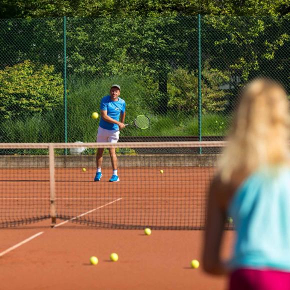 TENNIS - PRIVATE LESSONS