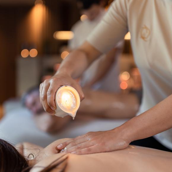 CANDLE MASSAGE FOR TWO